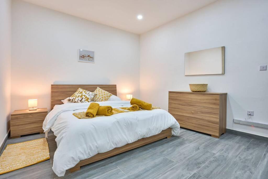 Two Bedroom Apartment In Xemxija, San Pawl il-Baħar Zewnętrze zdjęcie